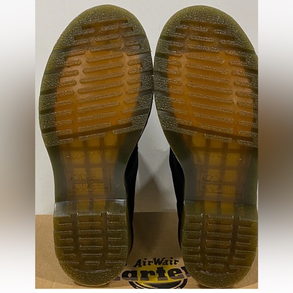 Dr Martens boots - Picture 5 of 8